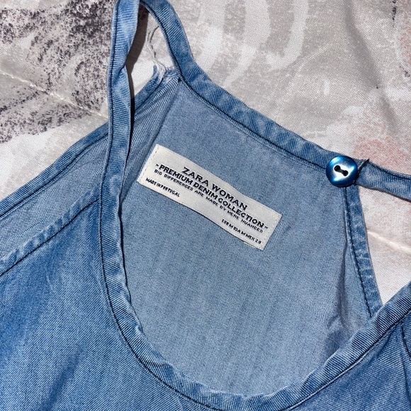 Crop top - Picture 2 of 2